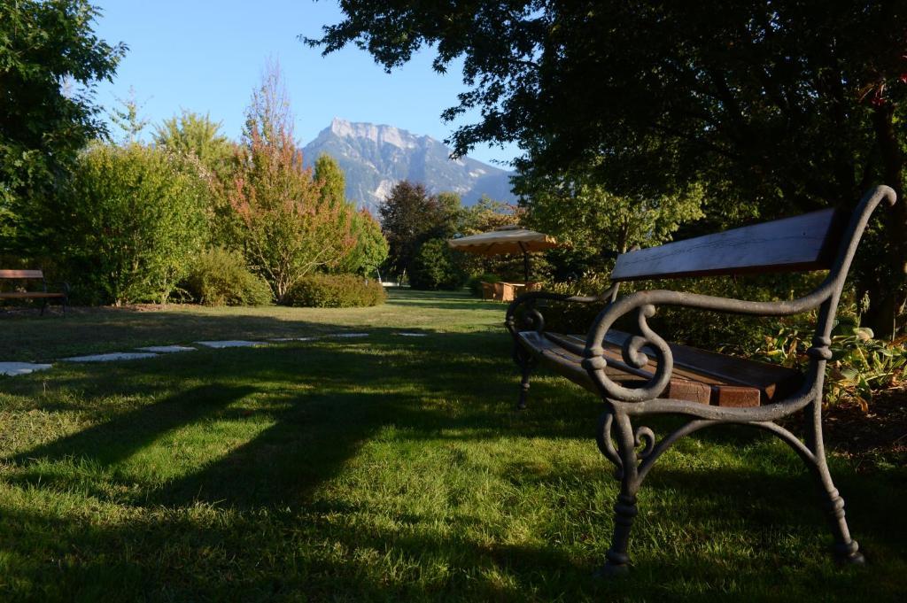 Hotel Ambassador Levico Terme Exterior foto